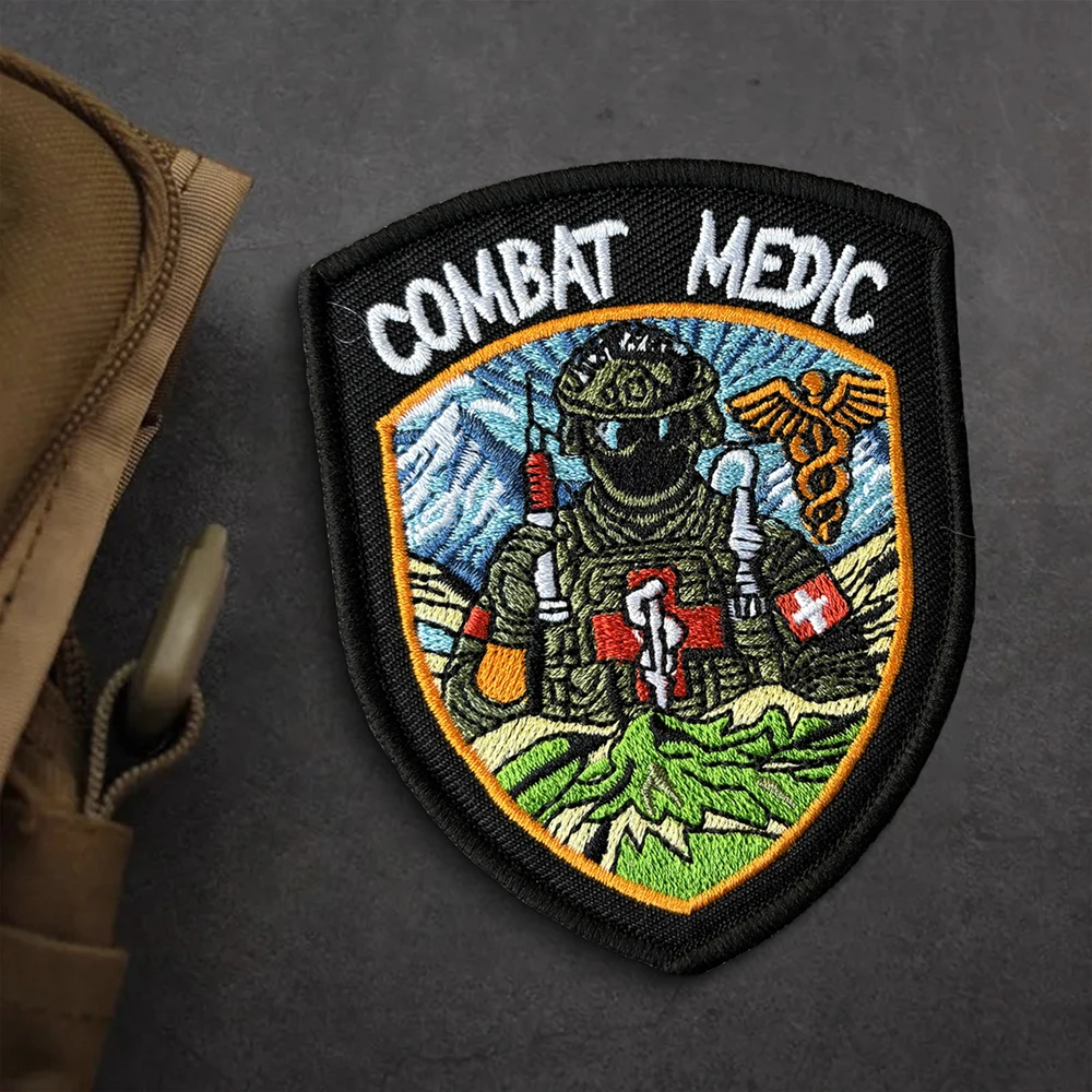 Detalle del parche bordado militar