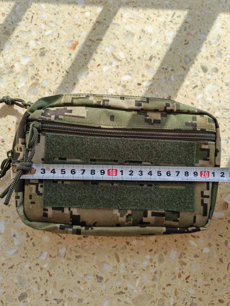 Bolsa táctica MOLLE con patrón camuflaje