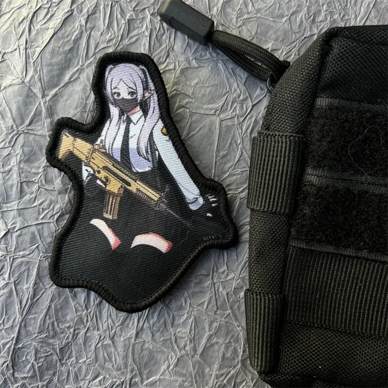 Parche táctico anime con velcro para mochila - imagen 4