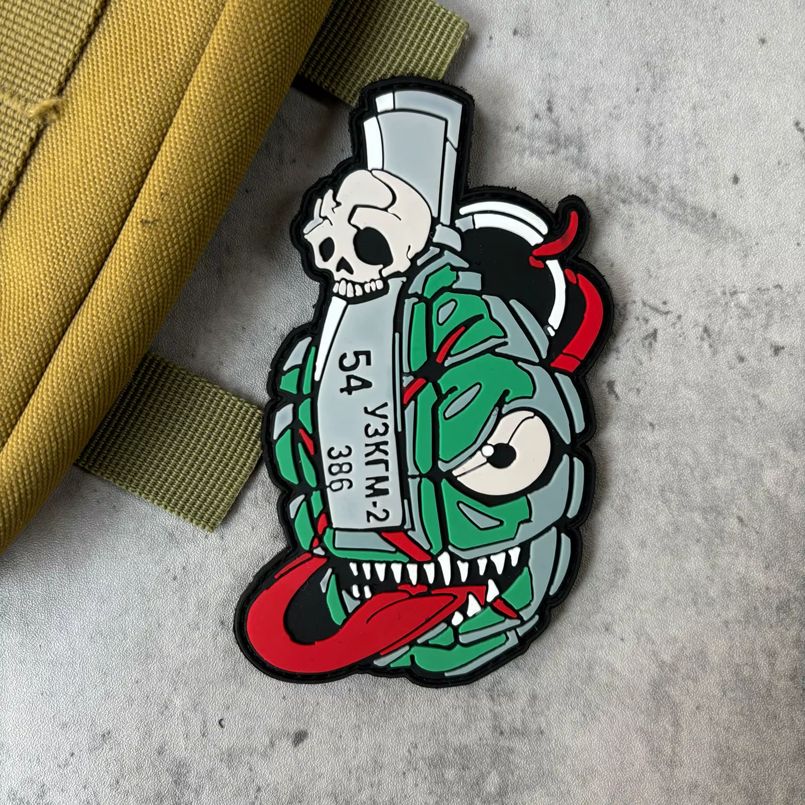 Parche táctico Granada - Insignia Airsoft con gancho y bucle PVC - imagen 4