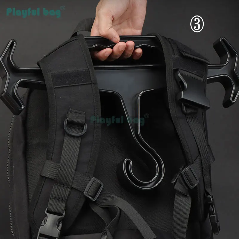 Chaleco MOLLE con sistema de fijación para personalizar el equipo