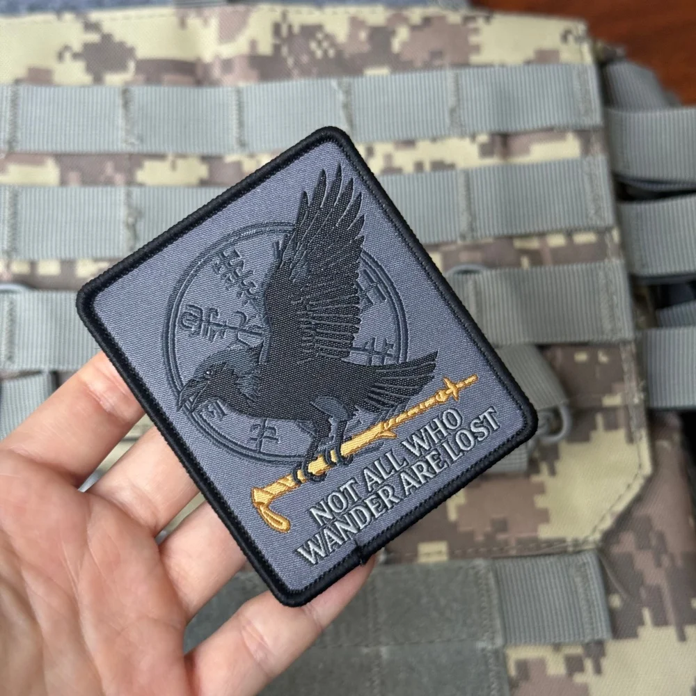 Parche táctico Vegvisir vikingo cuervo bordado para mochila MOLLE - imagen 5