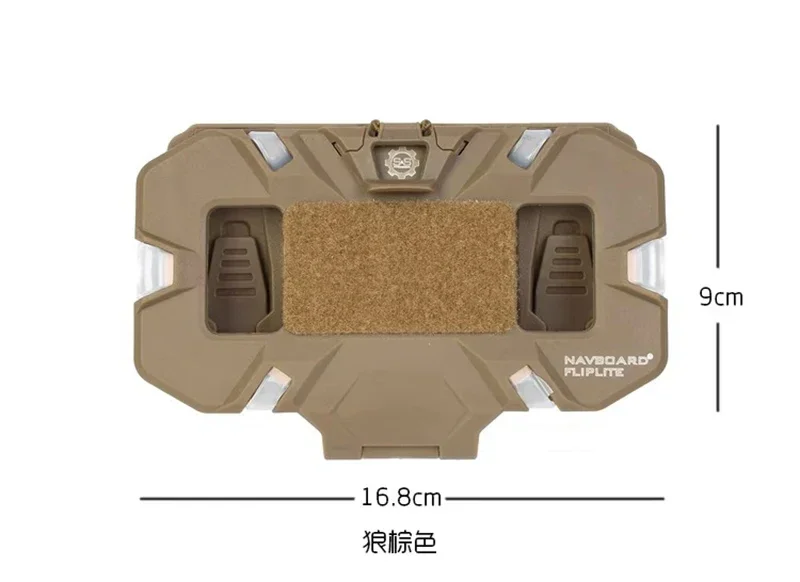 Panel plegable con sujeción MOLLE y orientación para uso en el pecho