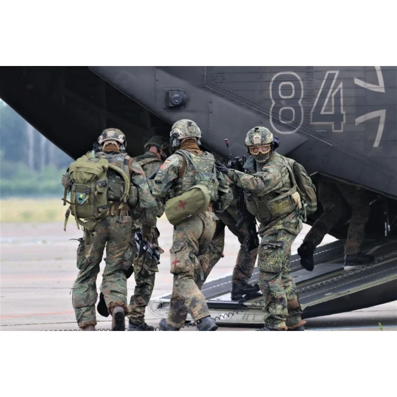 IDZ-ES Bolsa Hidratación 1.5L Arena – Compatible MOLLE/Picatinny - imagen 2