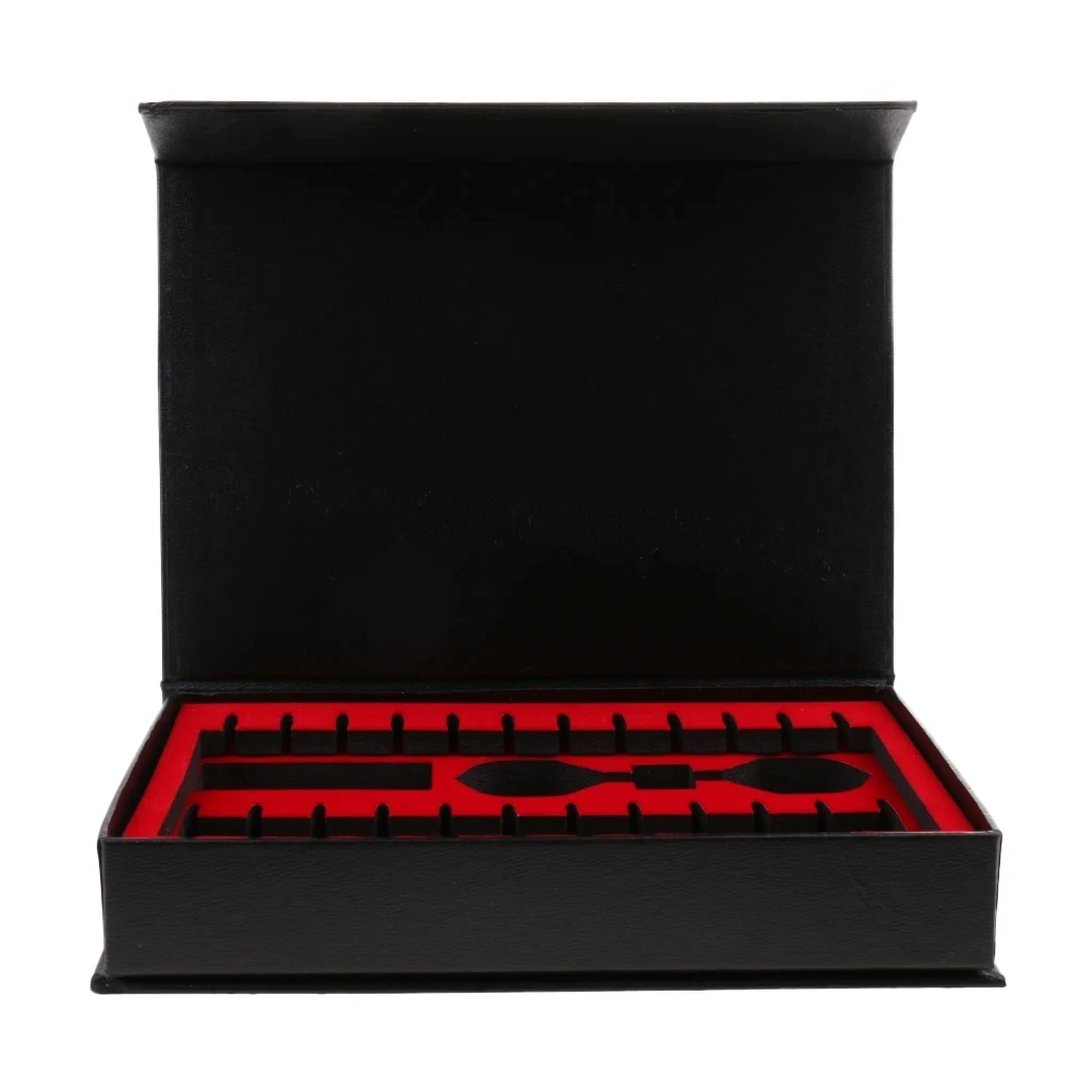 Caja portátil con el set completo de dardos y accesorios