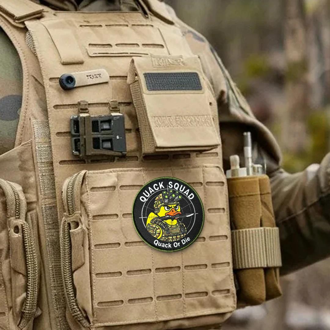 Morale Quack Squad Duck NVG parche táctico velcro mochila o chaleco - imagen 3