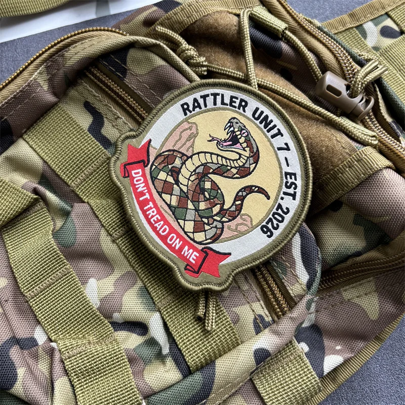 Parche táctico moral militar DON'T TREAD ON ME gancho y bucle