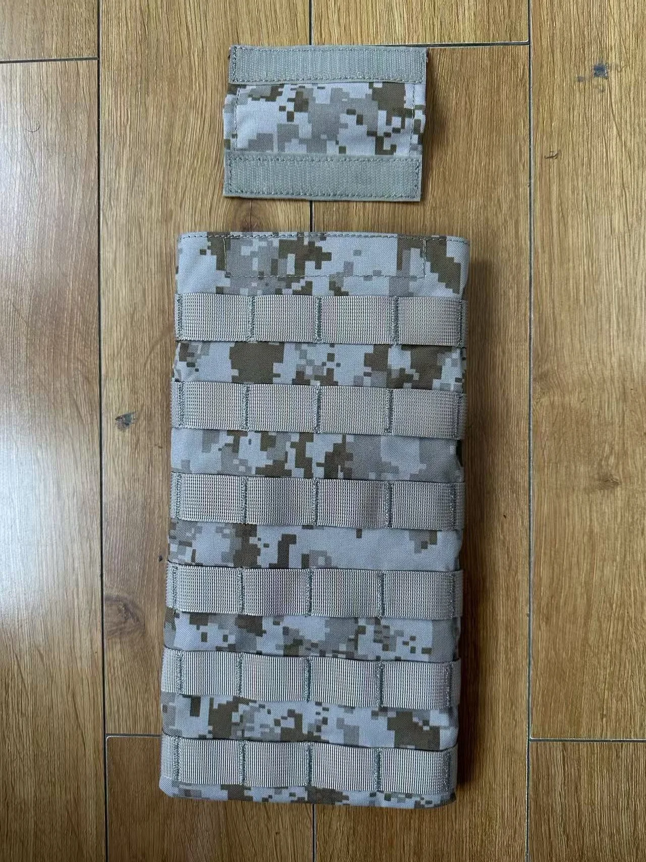 Bolsa de hidratación MOLLE AOR1 para aire libre y trekking - imagen 4