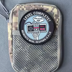Parche táctico Memento Mori con velcro – Insignia de moral