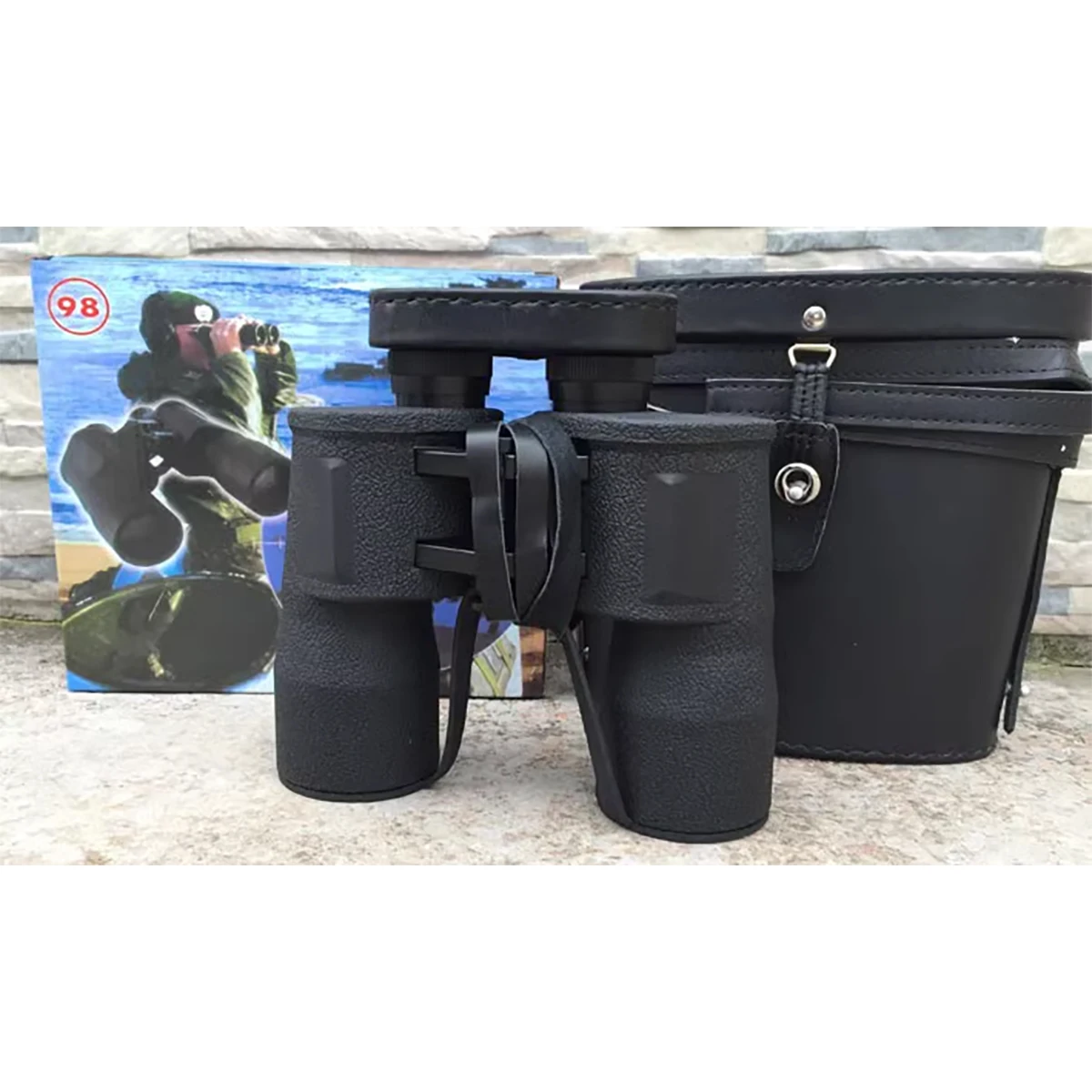 Binoculares militares TYPE98 10x50 en uso