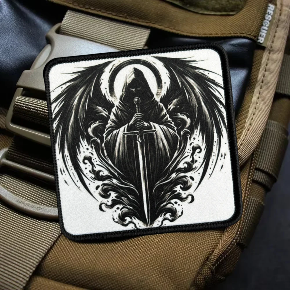 Parche táctico Ángel de la Muerte con velcro, espada alada templario - imagen 5