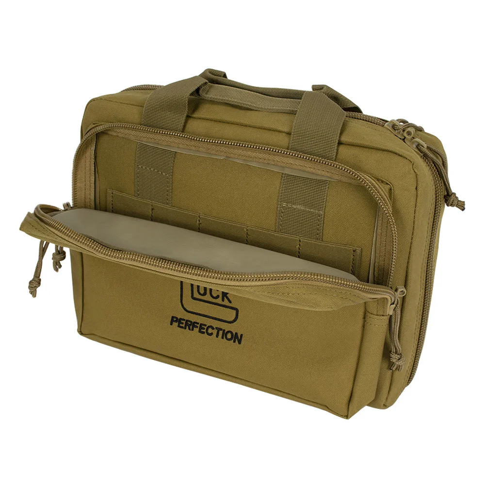 Interior de la bolsa con compartimentos para revistas