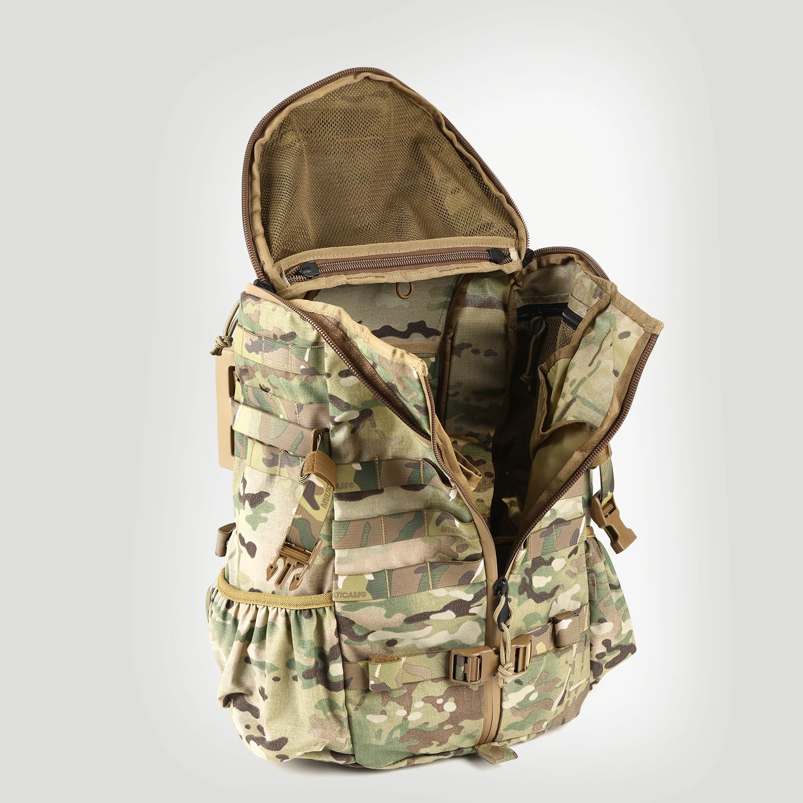Mochila táctica VOTAGOO Cordura para viajes, trekking y montaña - imagen 4