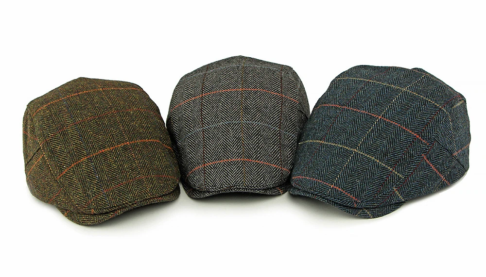 Gorra plana de estilo newsboy vista de frente
