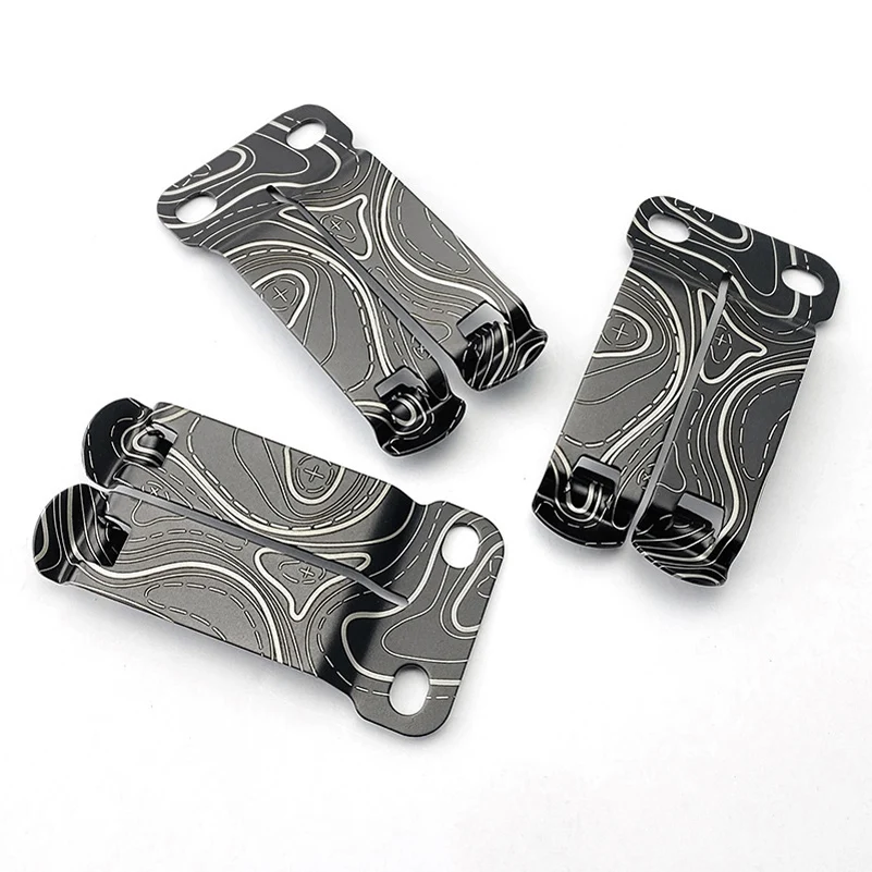 Clips y tornillos