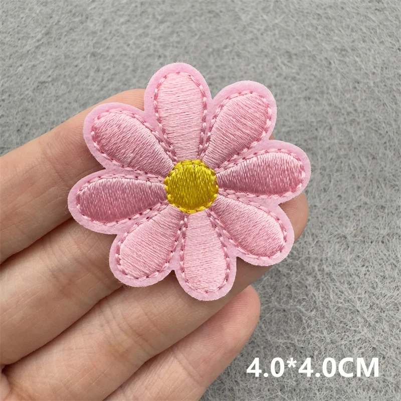 Parche bordado girasol para planchar – insignia en mochila - imagen 3