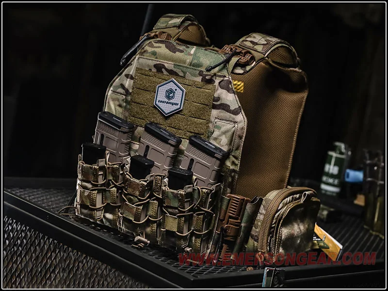 Vista frontal del panel EM9048