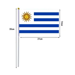 Bandera de Uruguay ondulada a mano para exterior