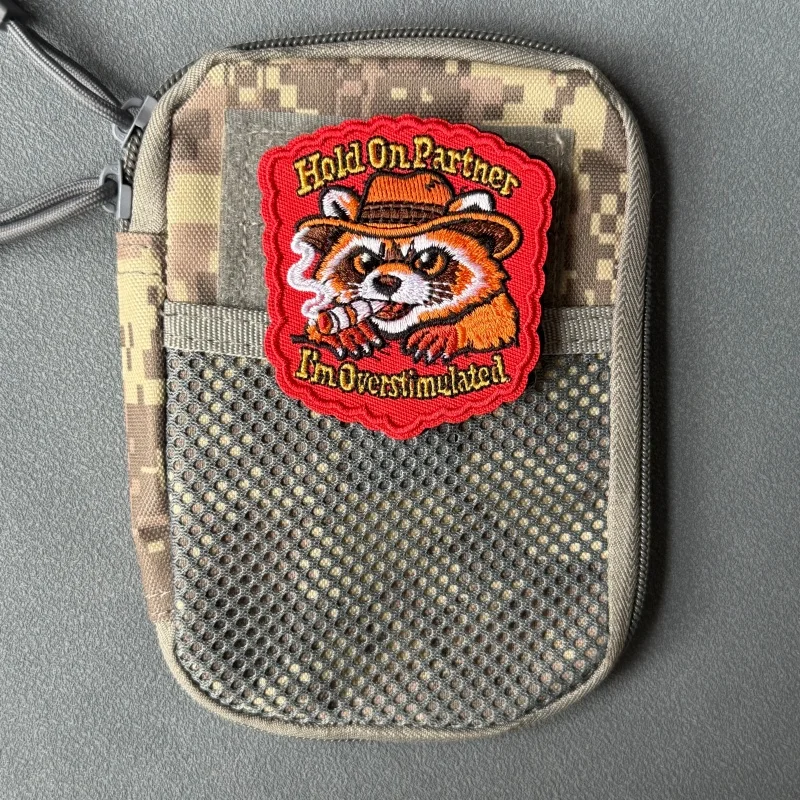 Parche Táctico Bordado Mapache con Gancho y Bucle para Mochila y Ropa - imagen 4