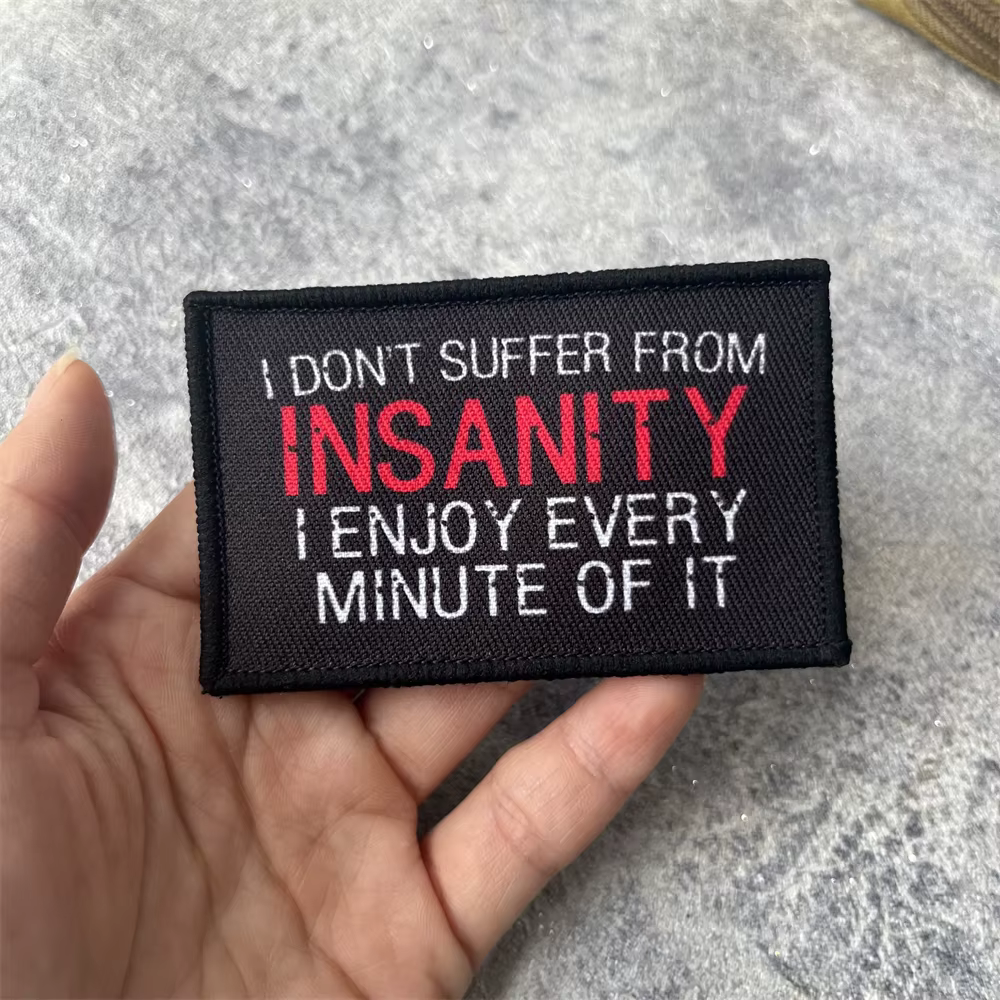 Parche moral táctico velcro bordado para ropa – I Don't Suffer From Insanity - imagen 3