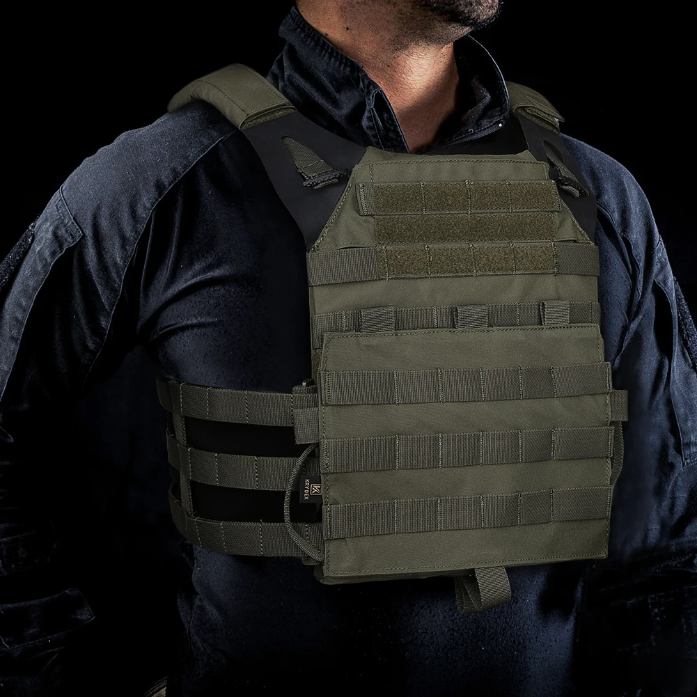 Chaleco táctico con sistema MOLLE y ajuste