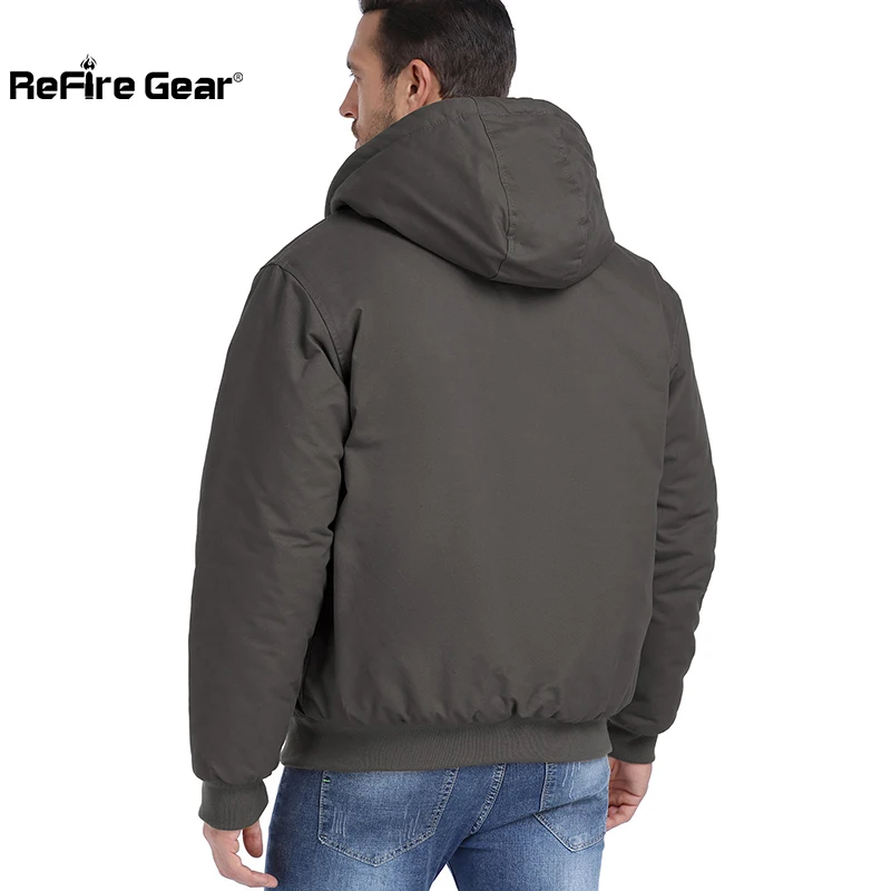 Chaqueta táctica de invierno – Acolchada con capucha para hombre - imagen 2