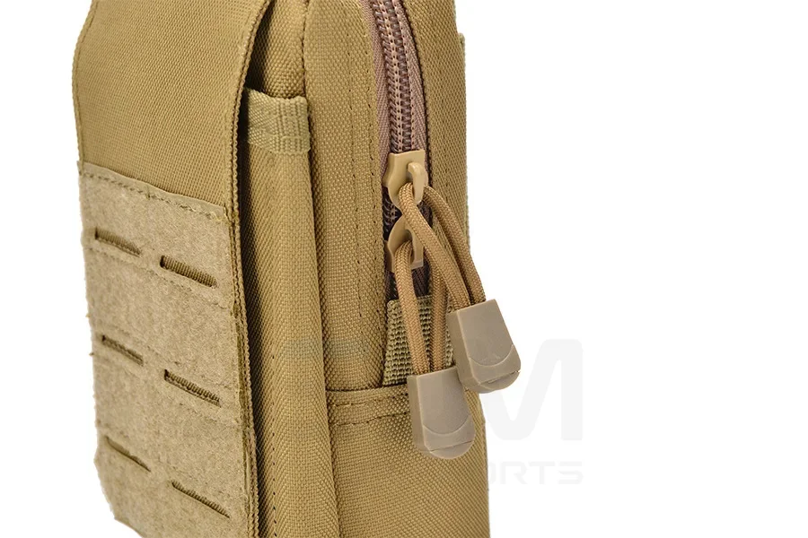 Funda para teléfono móvil integrada en la bolsa