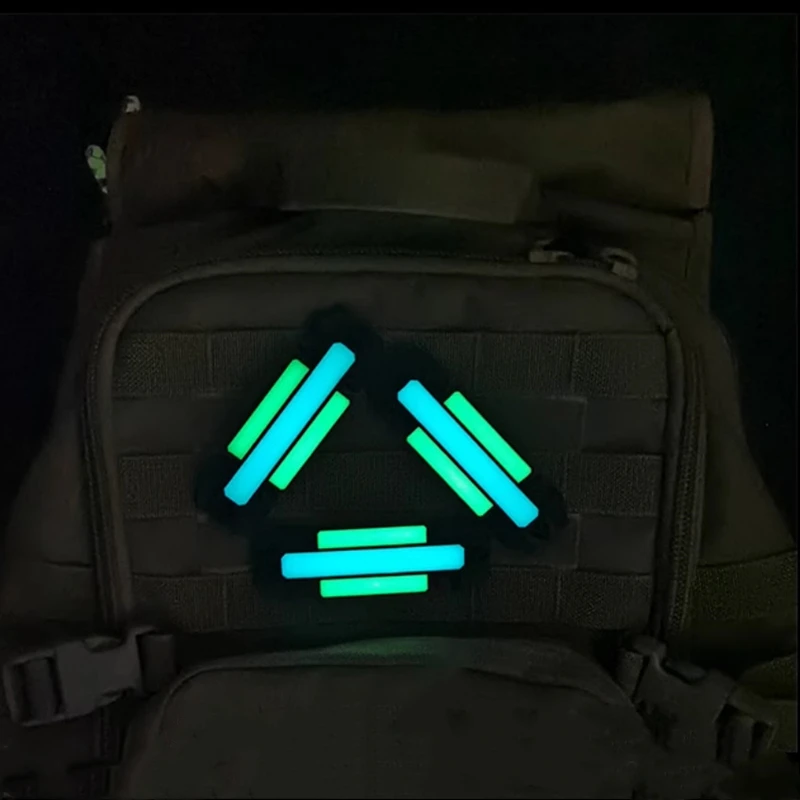 Hebilla Molle luminosa – Clip correas mochila marcadores nocturnos - imagen 5