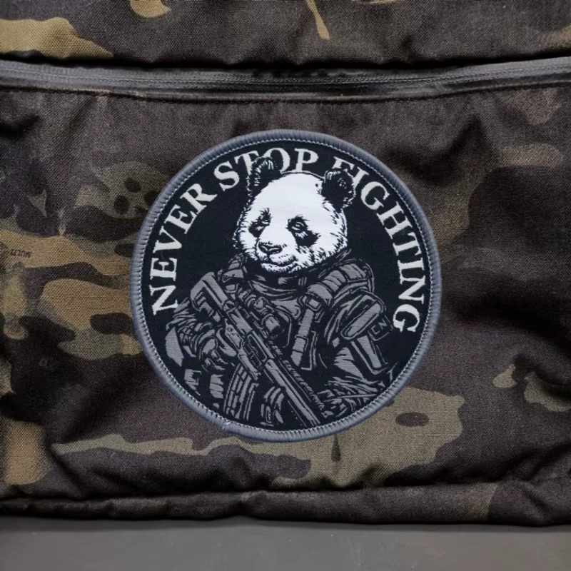 Parche táctico panda con velcro – insignia moral para mochila y ropa - imagen 4