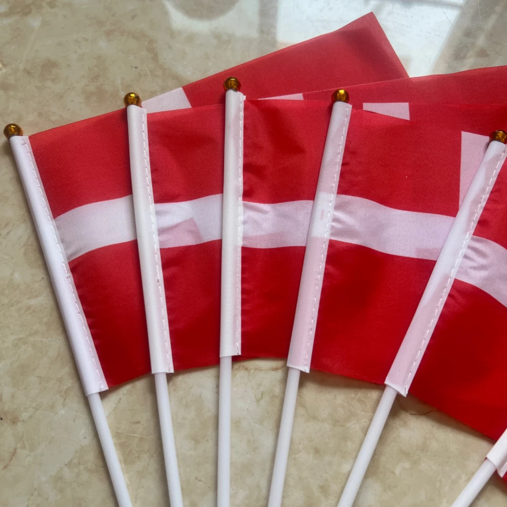 Bandera de mano de Dinamarca nacional para agitar y exterior táctico - imagen 5