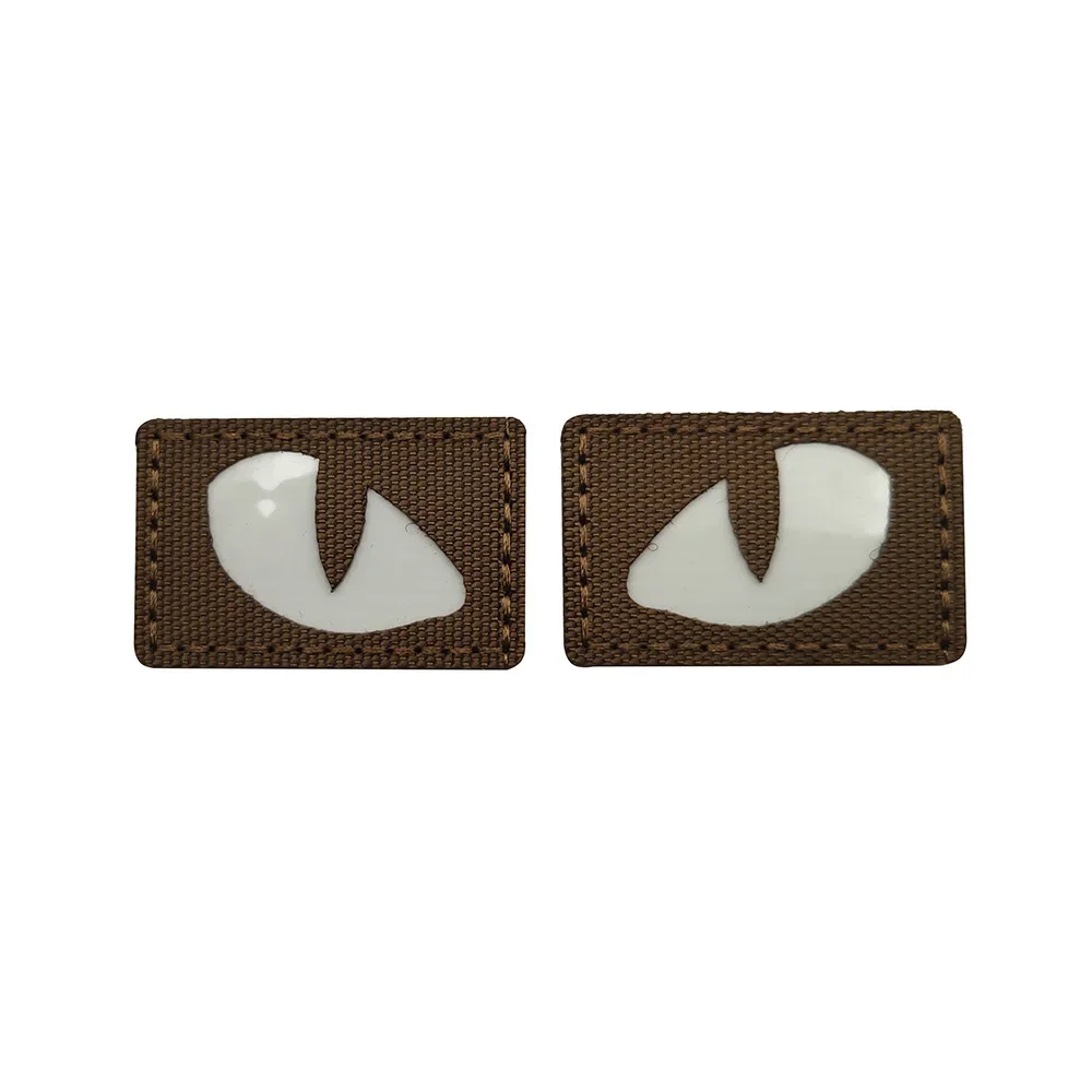 Parche reflectante ojo de gato táctico adhesivo para MOLLE y velcro