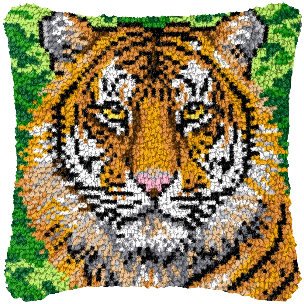 Funda de cojín bordada de ganchillo con animales salvajes - imagen 2