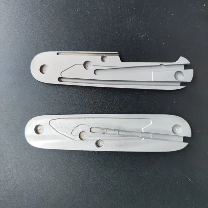 Victorinox 91mm Navaja suiza cachas titanio CNC personalizable - imagen 5