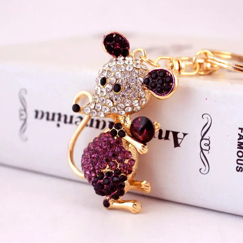 Llavero elefante con diamantes de imitación y colgante dorado - imagen 4