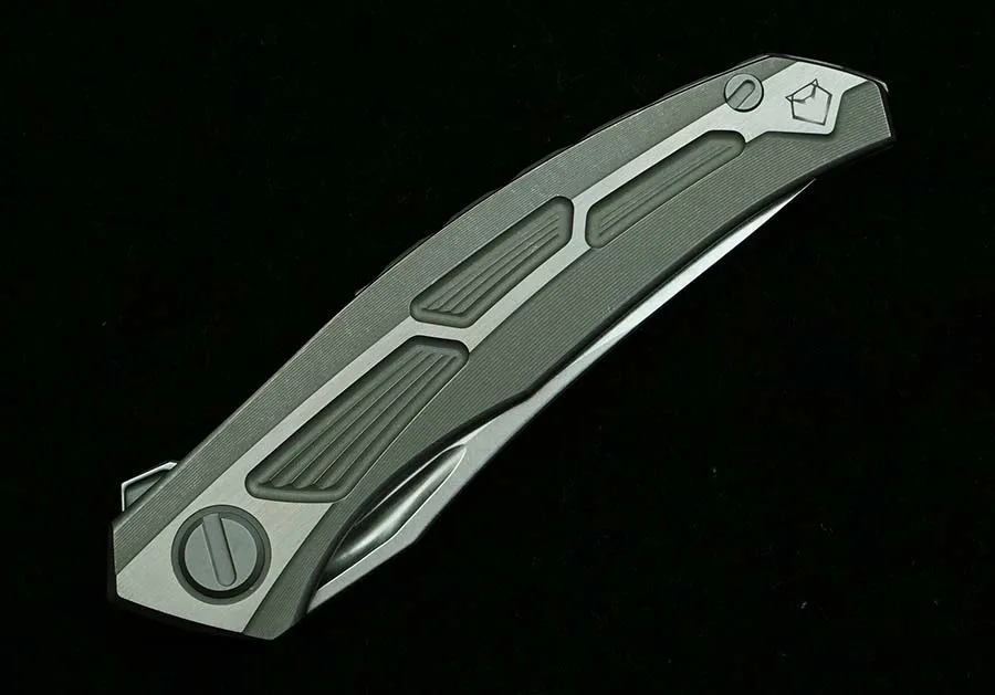 Quantum cuchillo plegable táctico hoja 9Cr18MoV titanio EDC