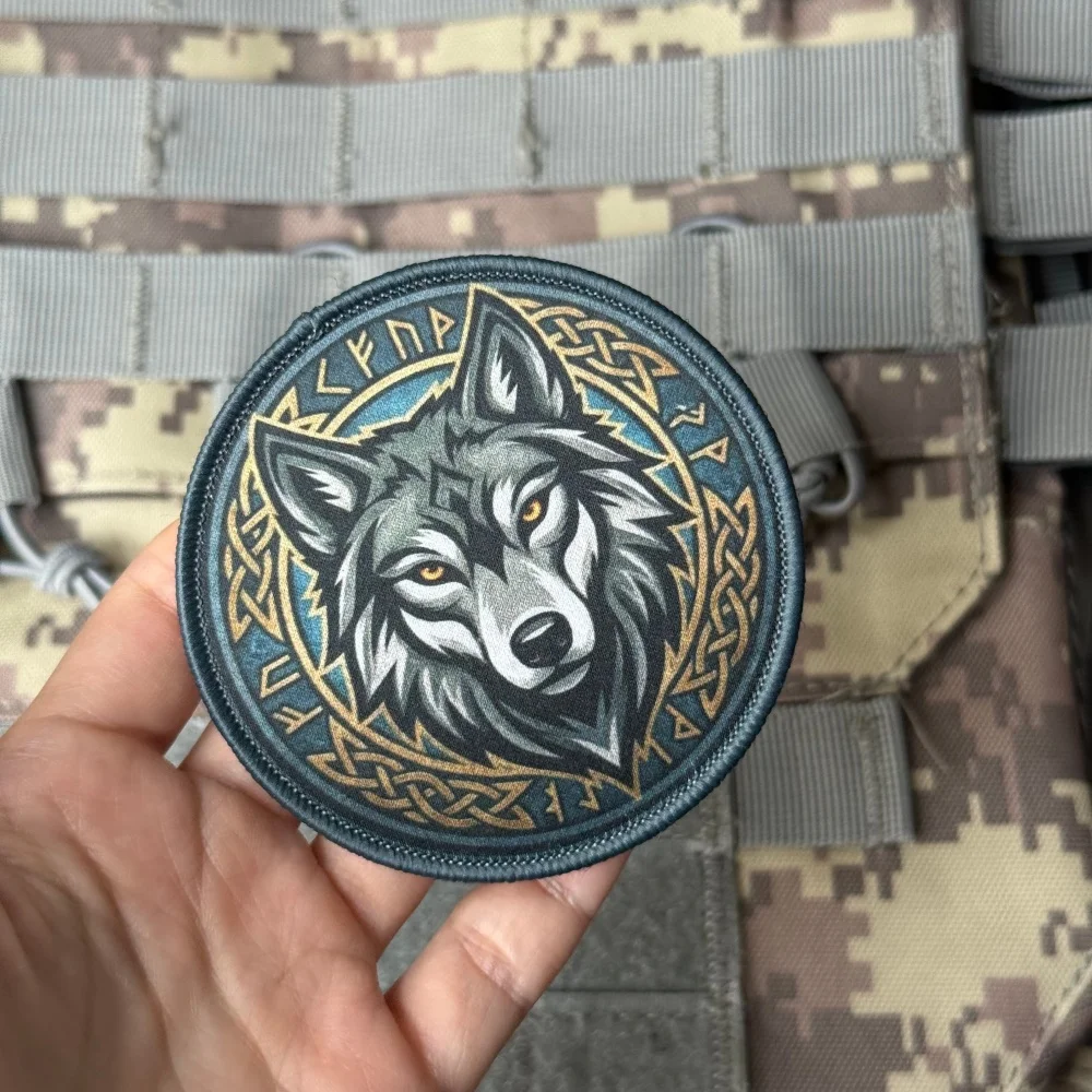 Parche táctico de lobo con Velcro gancho y bucle para airsoft - imagen 4