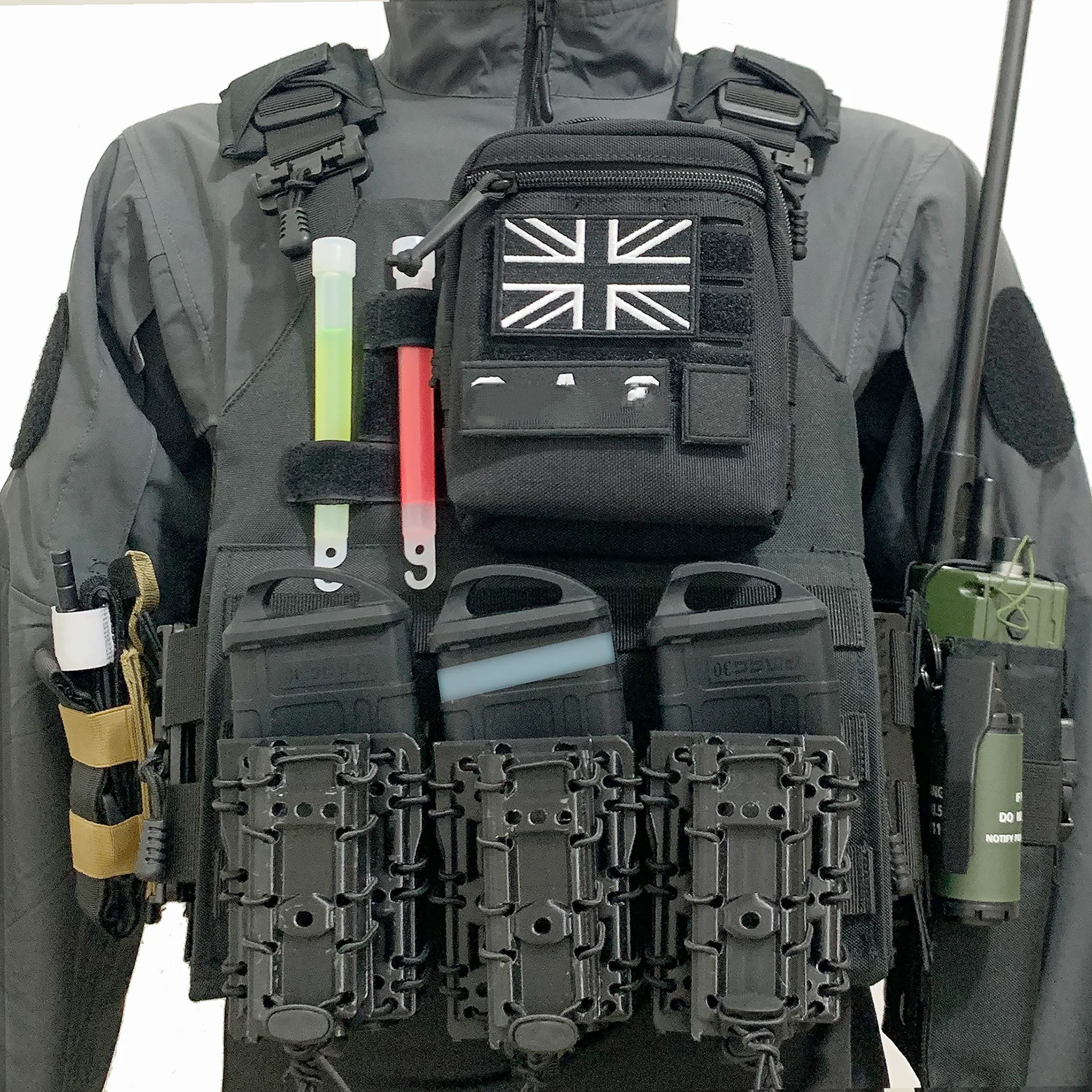 Chaleco portaplacas Airsoft Nightwar con casco NVG fantasmas - imagen 4
