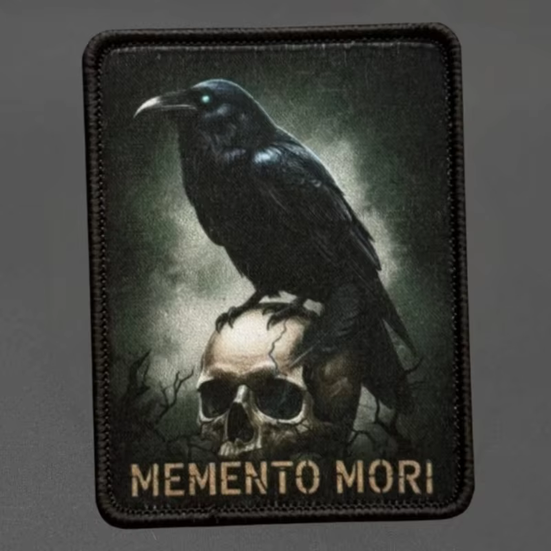 Parche Memento Mori con calavera de búho, vista del diseño
