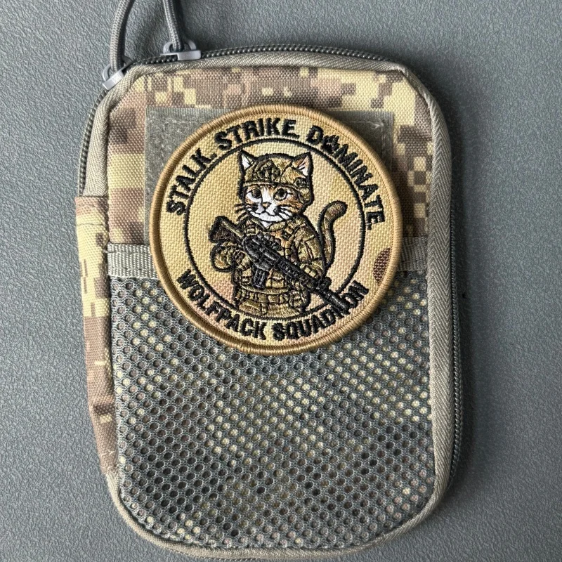 Parche táctico bordado gatito con velcro y adhesivo
