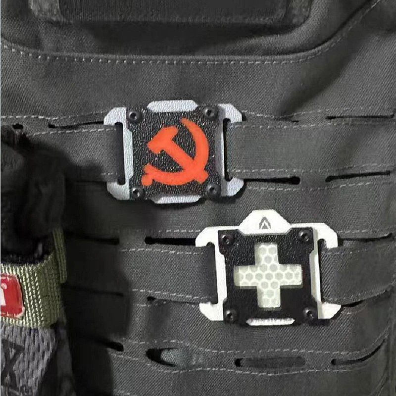 Mochila táctica MOLLE extraíble con decoración martillo-guadaña