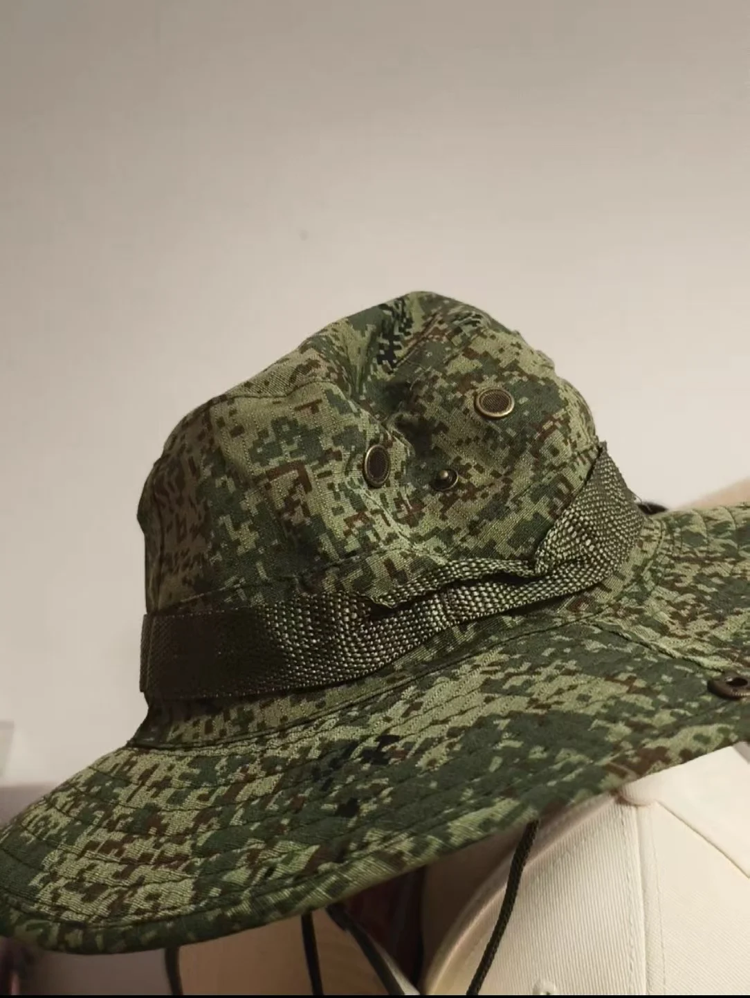 Sombrero Benni camuflaje EMR borde redondo protección solar - imagen 4