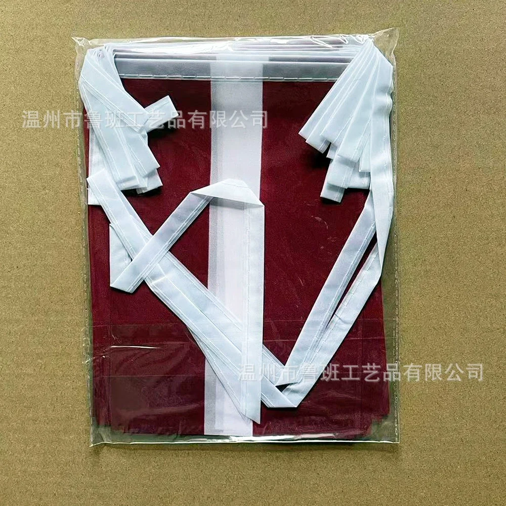 Bandera nacional Letonia exterior en poliéster para colgar - imagen 4