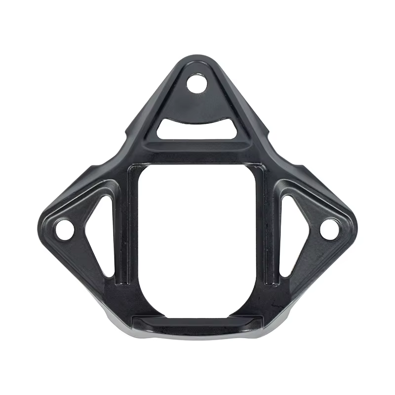 Vista frontal del casco táctico con adaptador NVG