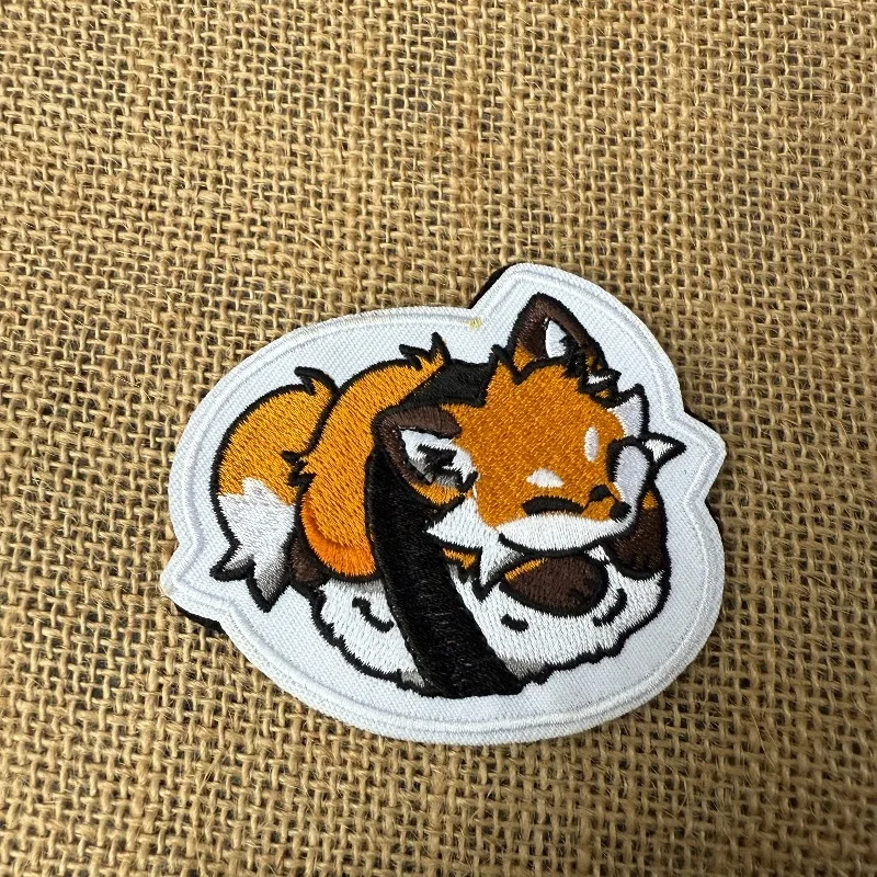 Parche táctico bordado zorro durmiente - insignia animal para chaleco - imagen 4