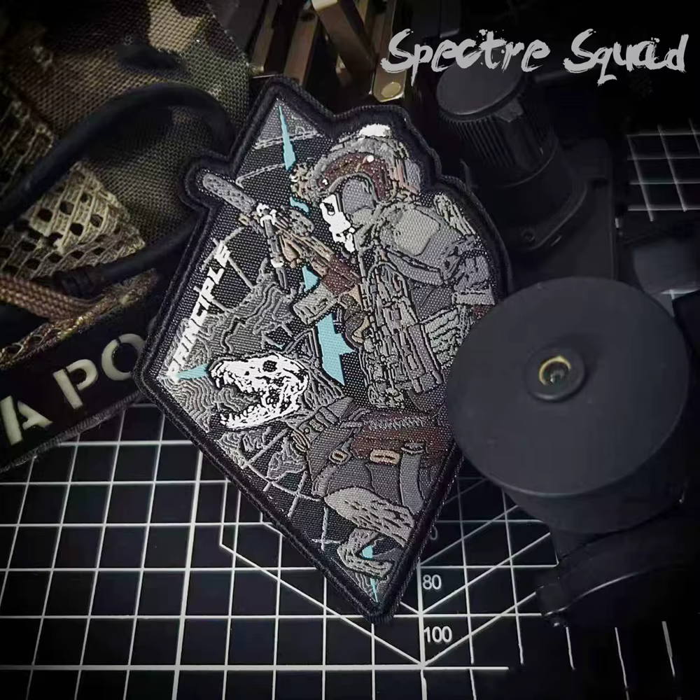 Parche Ghost Team K9 en mochila