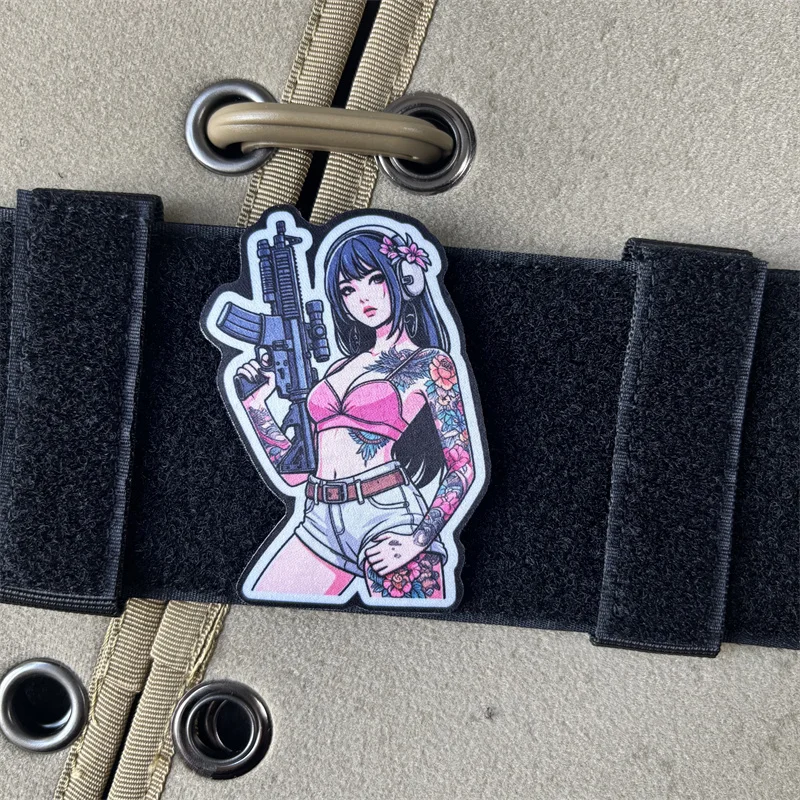 Parche Táctico Anime Moral – Insignia Velcro para Chaleco o Morral - imagen 2