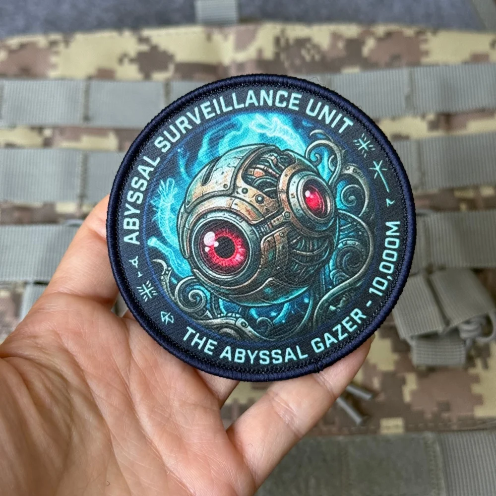 Parche de Velcro táctico ojo abyssal surveillance para mochila - imagen 2