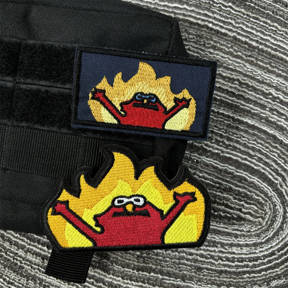 Detalle de bordado Hell Fire