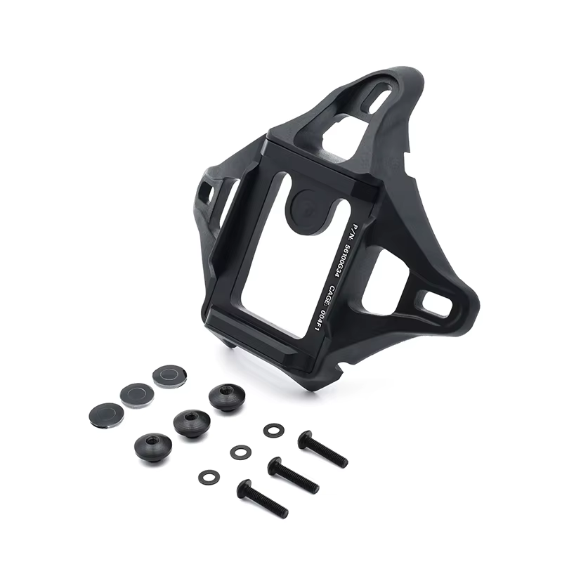 Soporte de montaje para casco con tres orificios