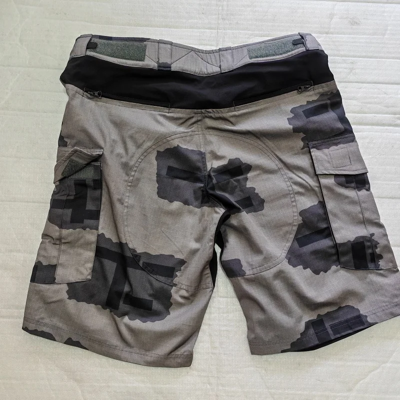 Pantalones cortos tácticos T-BLOCK City gris ripstop transpirables - imagen 5